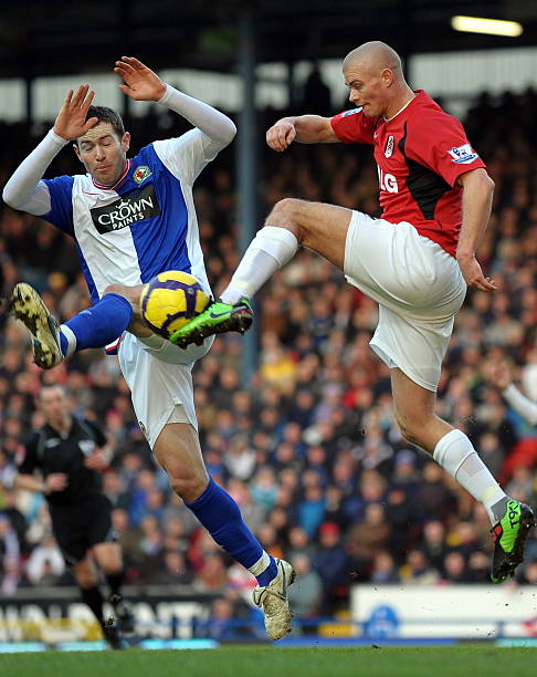 他希望借助 他希望借助